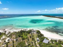 MLS# 58155 House on the Point Green Turtle Cay Abaco